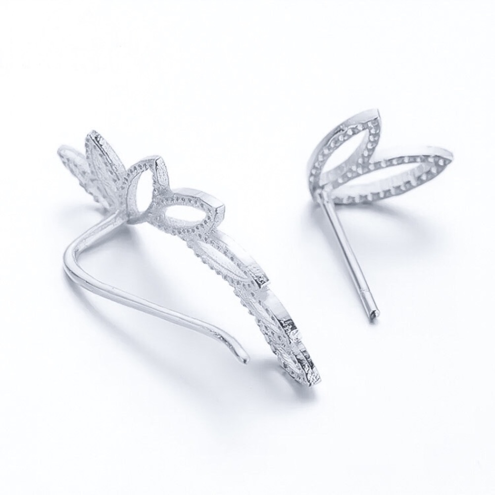 ⚜️[𝟯/$𝟭𝟴]⚜️NEW Floral Asymmetric Climber Stud Earrings Set - Picture 5 of 8